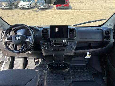Used 2024 RAM ProMaster 3500 w/ Delivery Van Package image 19