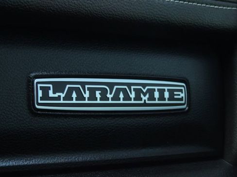 Used 2025 RAM 3500 Laramie image 33
