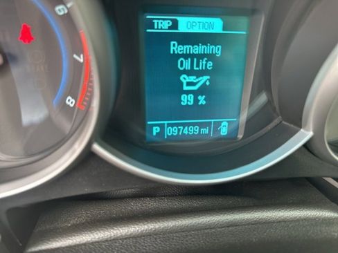 Used 2014 Chevrolet Cruze LT image 16