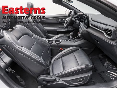 Used 2024 Ford Mustang Premium image 21