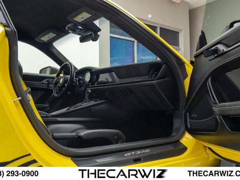 Used 2024 Porsche 911 GT3 RS RWD image 98