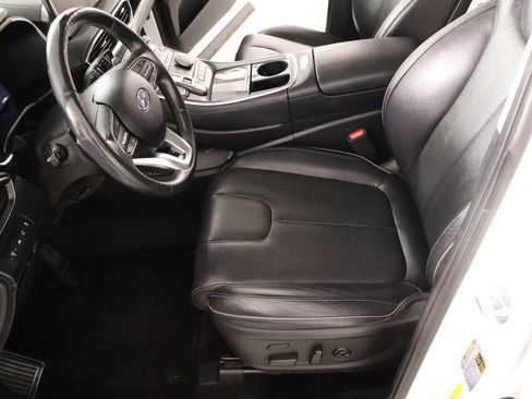 Used 2022 Hyundai Santa Fe Limited FWD image 11