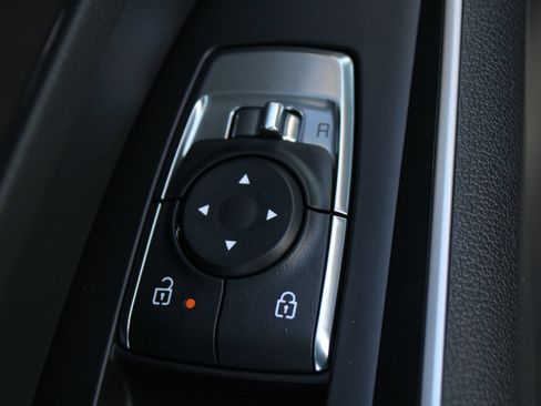 New 2026 Kia Sorento LX FWD image 21