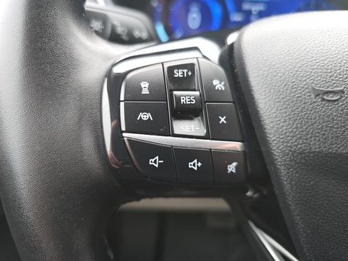 Used 2022 Ford Escape SEL w/ Technology Package AWD/4WD image 22