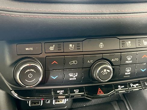 Used 2022 Dodge Durango R/T image 20