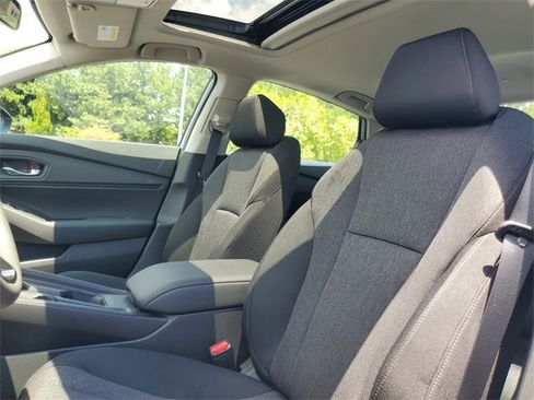 New 2025 Honda Accord SE image 13