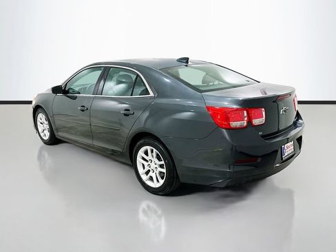Used 2016 Chevrolet Malibu LT w/ Power Convenience Package FWD image 5