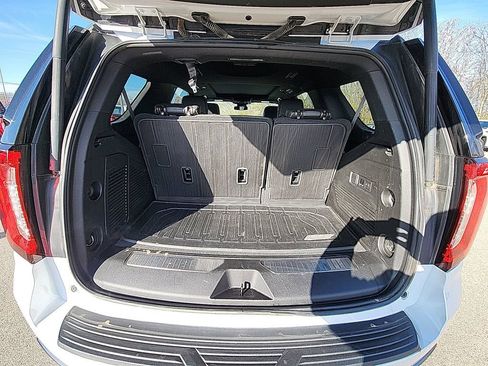 Used 2023 GMC Yukon AT4 w/ AT4 Premium Plus Package image 33
