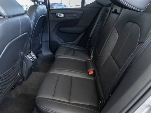 New 2025 Volvo XC40 B5 Plus image 15