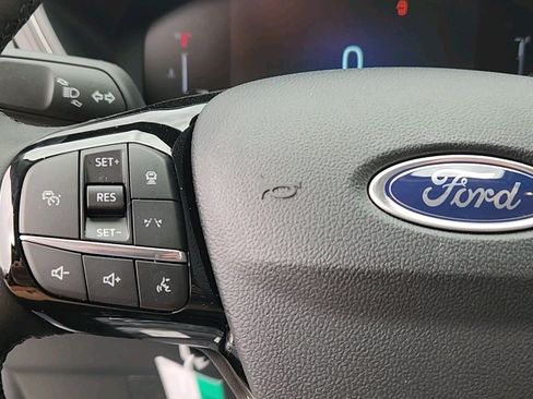 New 2025 Ford Escape PHEV image 15