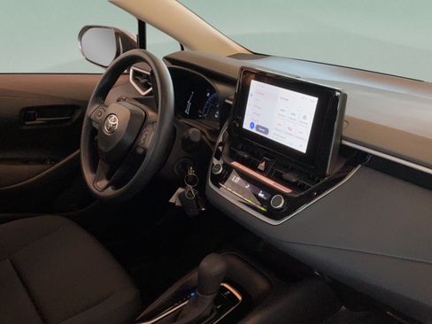 Certified 2026 Toyota Corolla LE FWD image 35