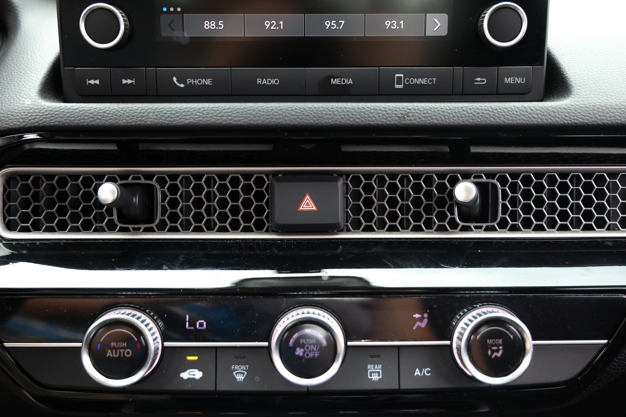 Used 2025 Honda Civic LX image 34