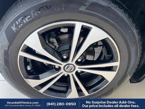 Used 2021 Jeep Renegade Latitude FWD image 23