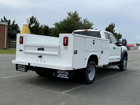 New 2025 Ford F450 XL image 2