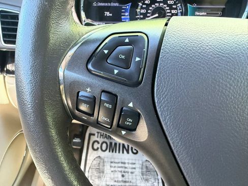 Used 2017 Lincoln MKT AWD image 29