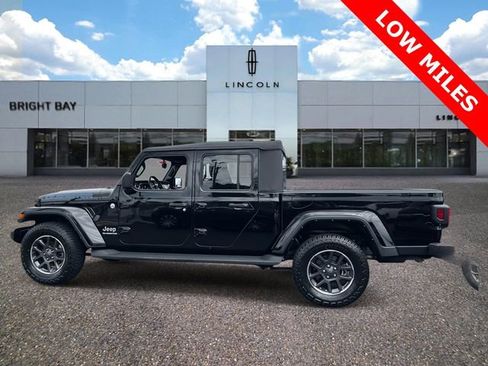 Used 2021 Jeep Gladiator Overland w/ Cold Weather Group AWD/4WD image 4