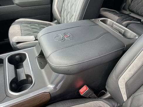 New 2026 Chevrolet Silverado 3500 High Country w/ High Country Premium Package AWD/4WD image 20