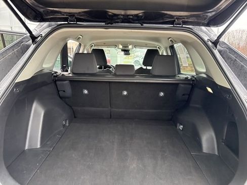 Used 2025 Toyota RAV4 XLE image 28