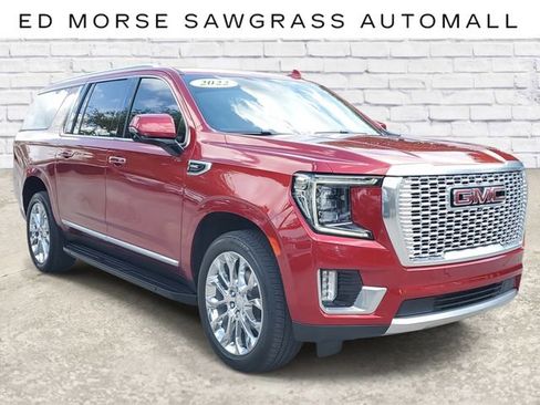 Used 2022 GMC Yukon XL Denali image 5