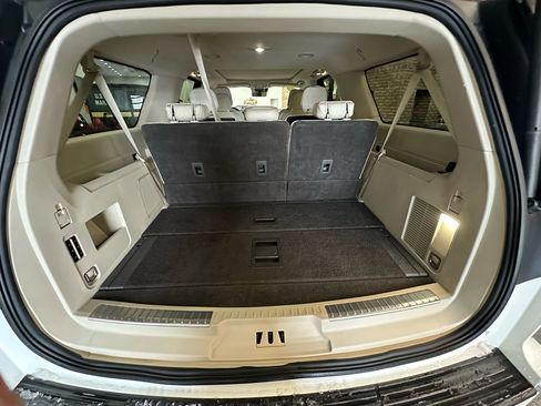 Used 2021 Lincoln Navigator L Reserve w/ Luxury Package image 16