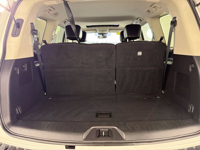 Used 2024 Nissan Armada SL w/ Captain's Chairs Package AWD/4WD image 27