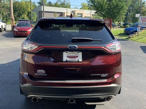 Used 2018 Ford Edge Titanium w/ Equipment Group 302A AWD/4WD image 4