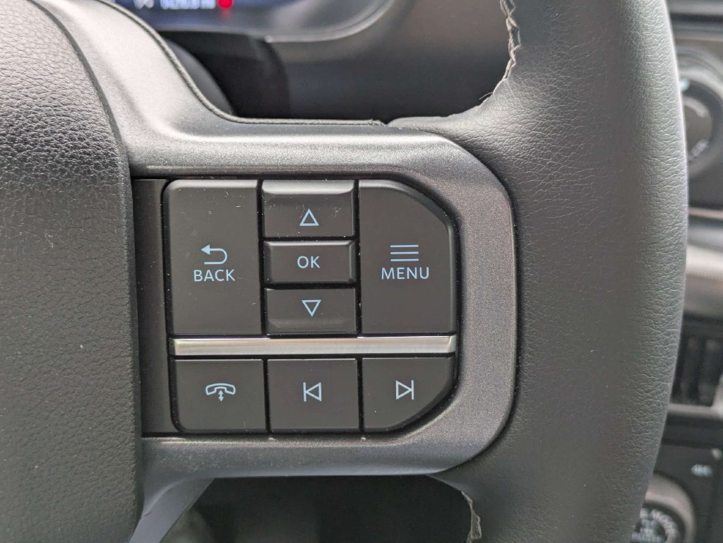Used 2025 Ford F150 Lariat w/ Equipment Group 502A High AWD/4WD image 28