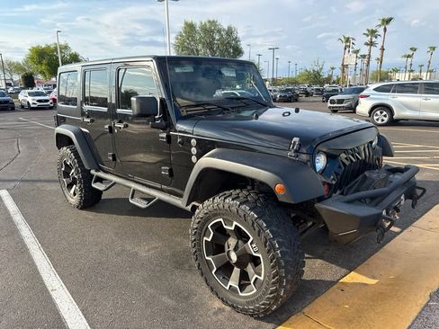 Used 2011 Jeep Wrangler Unlimited Rubicon w/ Call of Duty Group AWD/4WD image 7