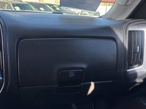 Used 2017 GMC Sierra 1500 SLE image 12