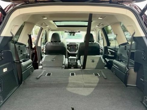 Used 2025 Subaru Ascent Touring AWD/4WD image 29