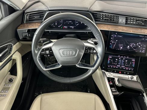 Used 2019 Audi e-tron Premium Plus image 13