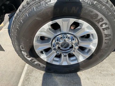 Used 2020 Ford F250 XLT w/ XLT Value Package AWD/4WD image 11