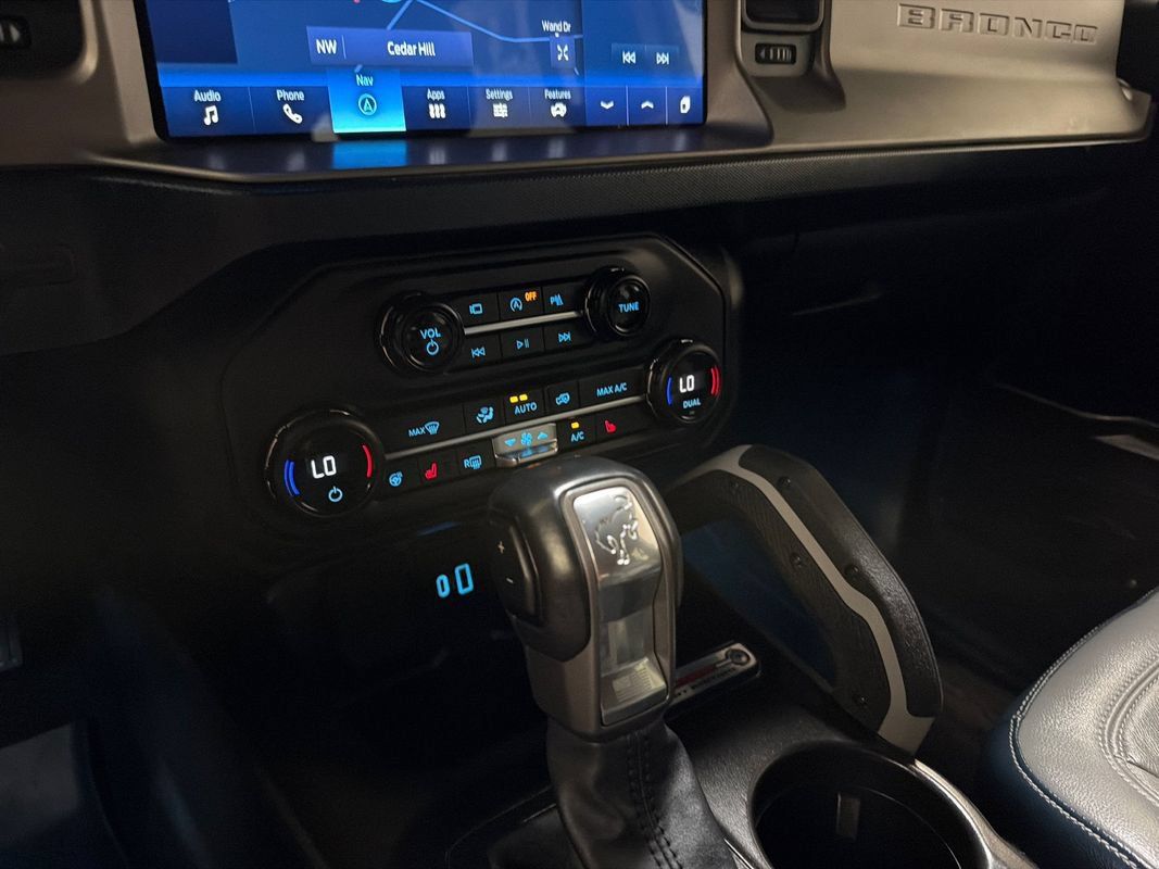 Used 2021 Ford Bronco First Edition AWD/4WD image 23