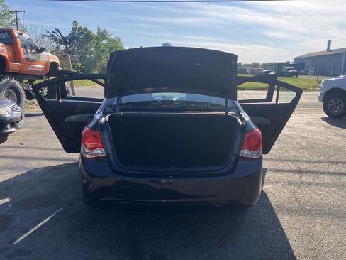 Used 2012 Chevrolet Cruze LS FWD image 31