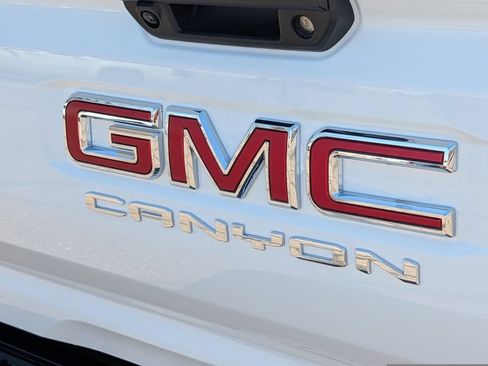 New 2026 GMC Canyon AT4 w/ Technology Plus Package AWD/4WD image 17