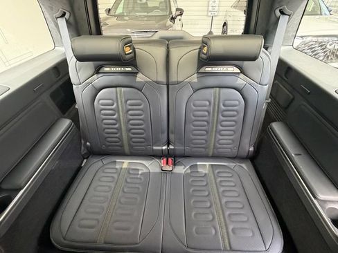 Used 2025 Rivian R1S Adventure AWD/4WD image 16