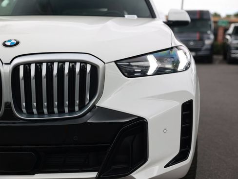 Used 2024 BMW X5 sDrive40i w/ M Sport Package RWD image 5