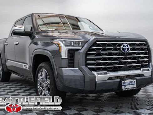 Used 2024 Toyota Tundra Capstone AWD/4WD image 1