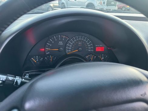 Used 2000 Pontiac Firebird Formula w/ Security Pkg image 19