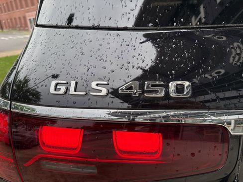 Certified 2025 Mercedes-Benz GLS 450 4MATIC image 29