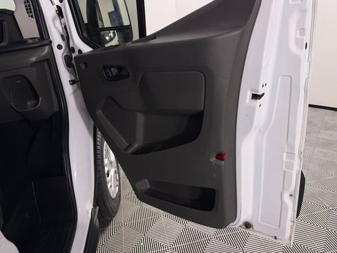 Used 2024 Ford Transit 350 XLT image 29