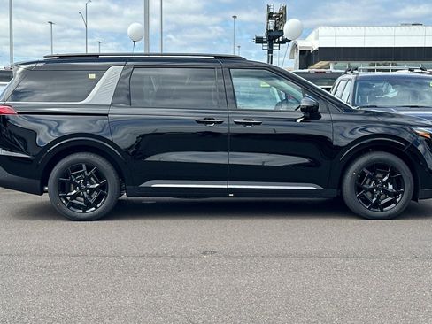 New 2026 Kia Carnival SX FWD image 4
