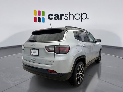 Used 2024 Jeep Compass Limited w/ Elite Group AWD/4WD image 5