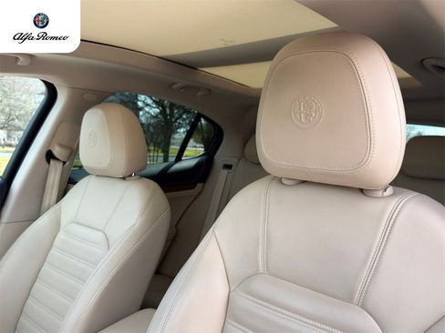 Used 2019 Alfa Romeo Stelvio Ti Lusso w/ Quick Order Package 22X Lusso image 18