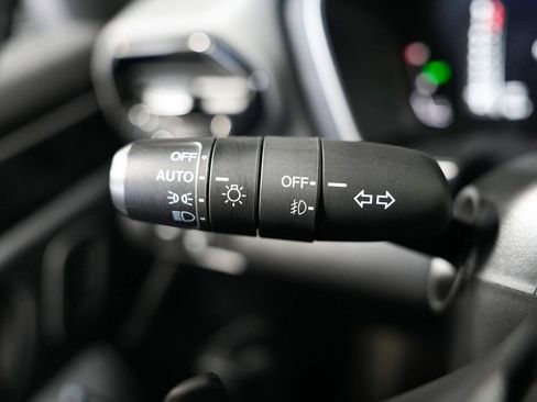 Used 2025 Honda Pilot Elite image 24