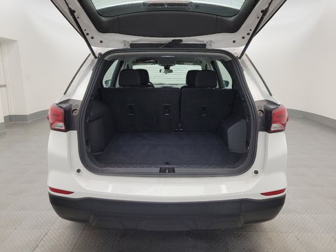 Used 2024 Chevrolet Equinox LS image 29