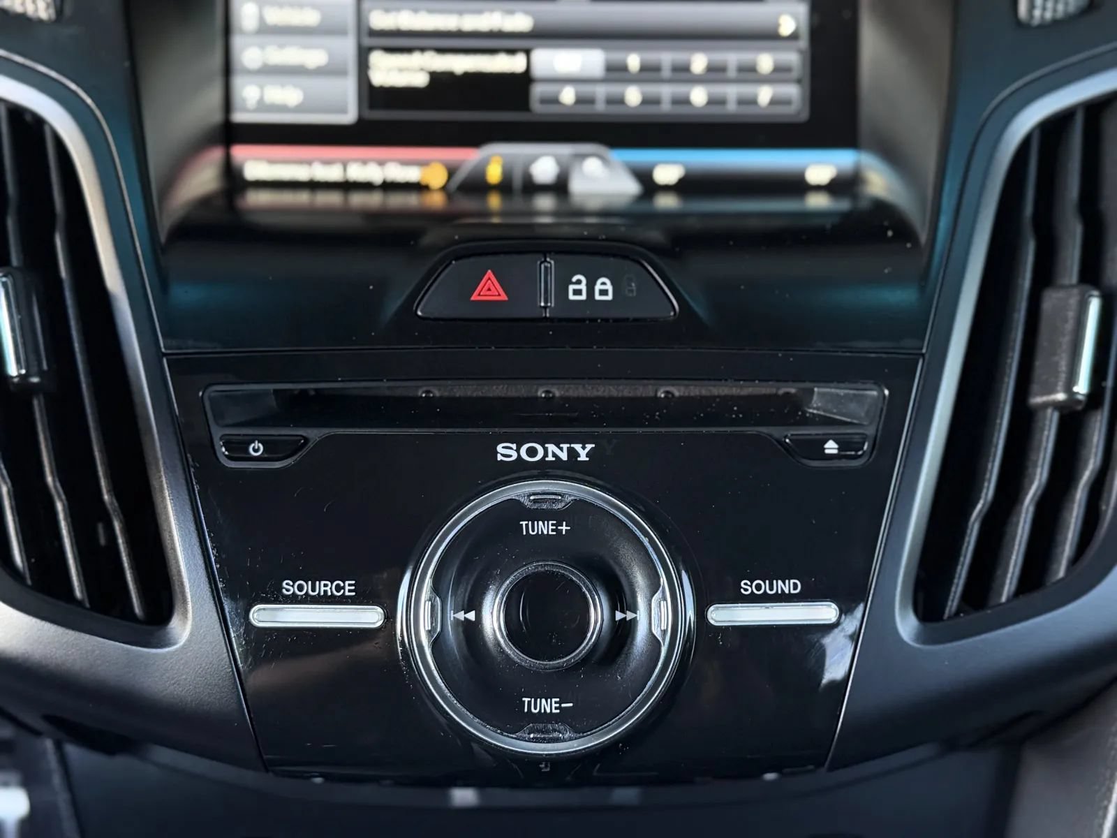 Used 2014 Ford Focus ST w/ Equipment Group 202A FWD image 30