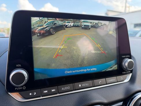 Used 2025 Nissan Sentra SV image 22