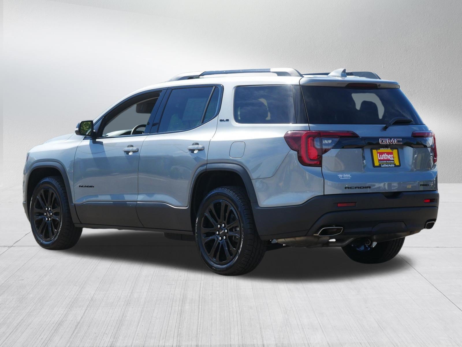 Used 2023 GMC Acadia SLE w/ Driver Convenience Package AWD/4WD image 5