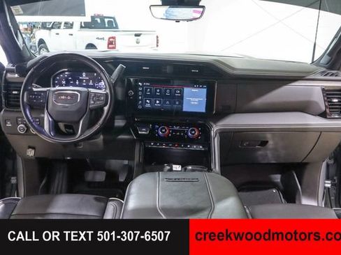 Used 2024 GMC Sierra 2500 AT4X AWD/4WD image 8